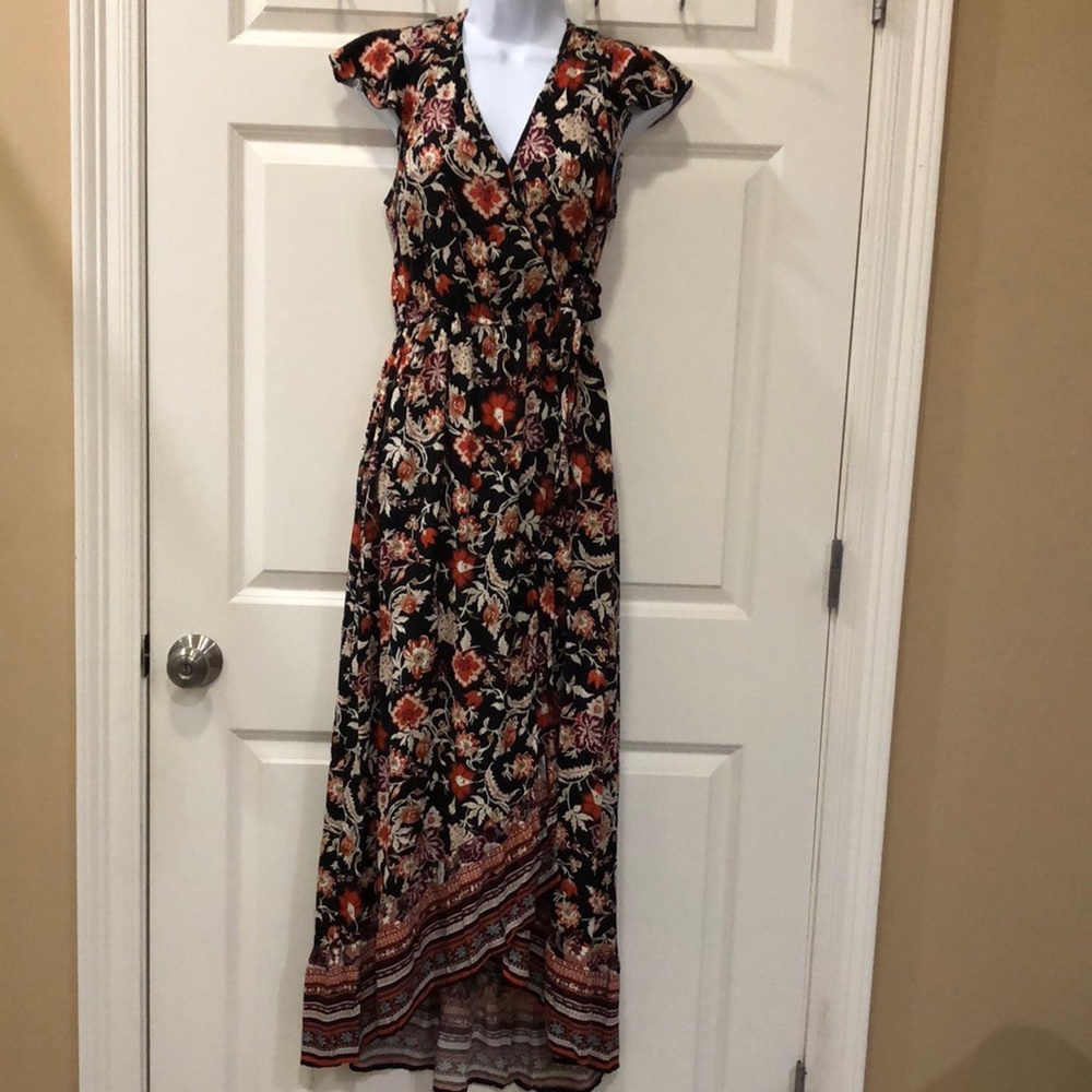 Black, Tan & Orange floral Maxi dress size Medium